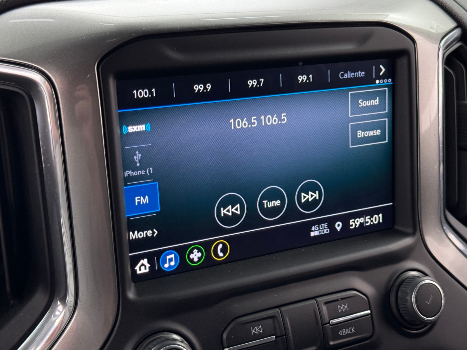 Thumbnail: 2021 Chevrolet Silverado 1500 - 4