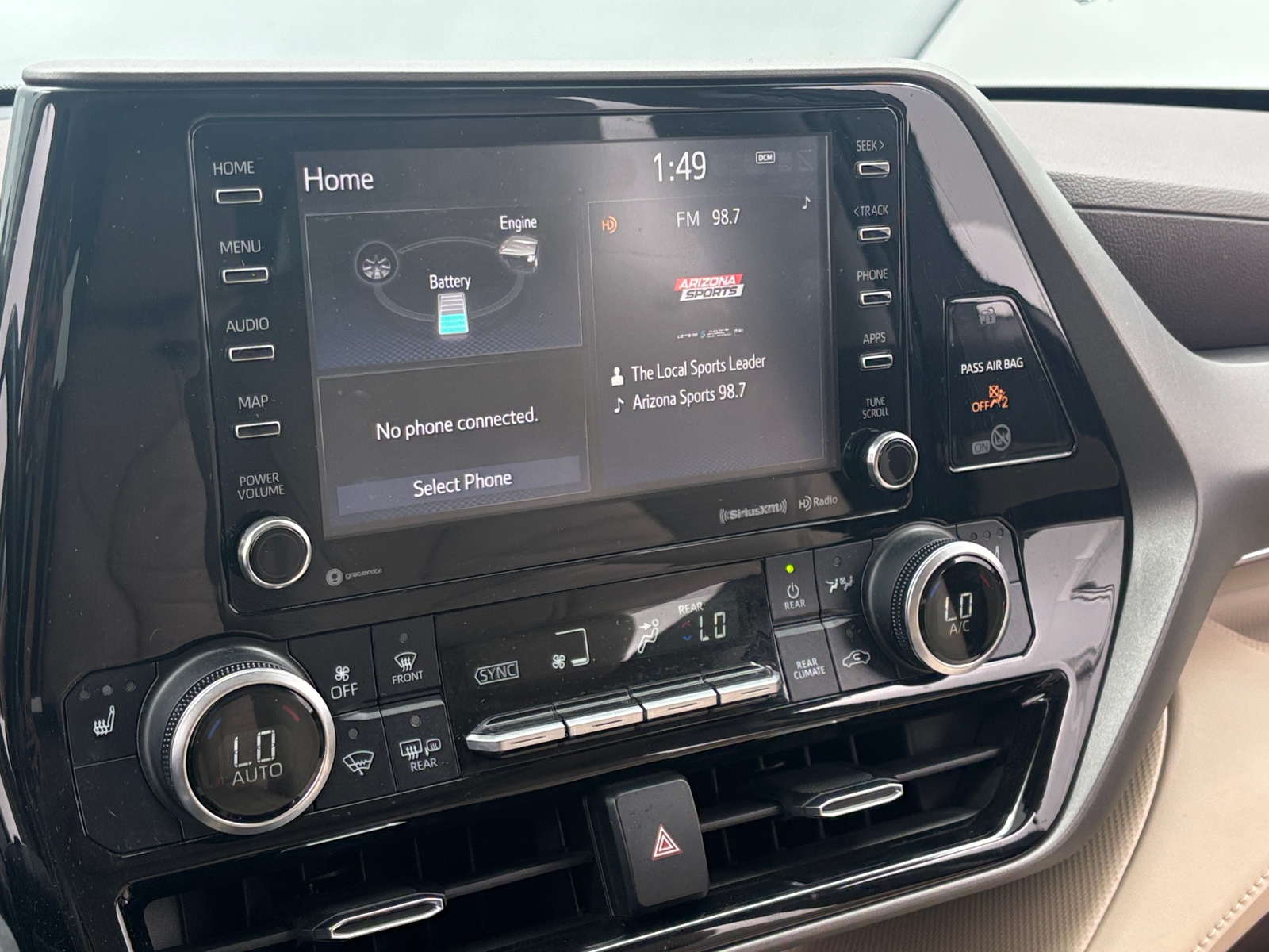 Thumbnail: 2020 Toyota Highlander - 3