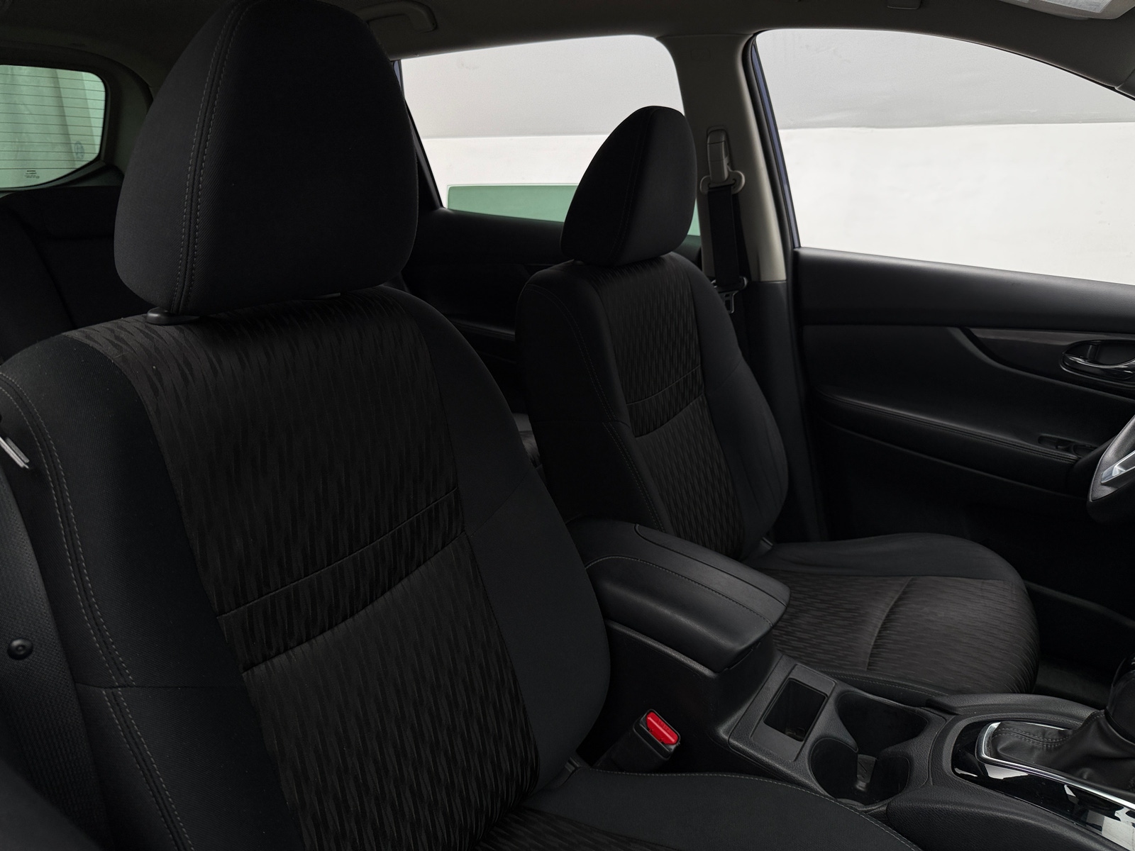 Thumbnail: 2018 Nissan Rogue - 2