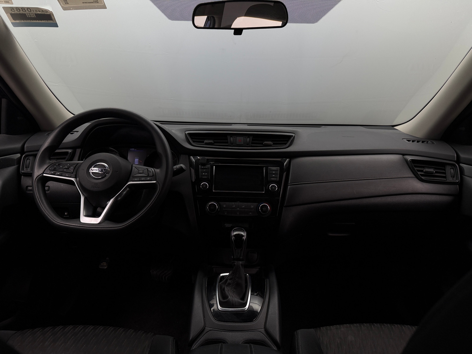 Thumbnail: 2018 Nissan Rogue - 3