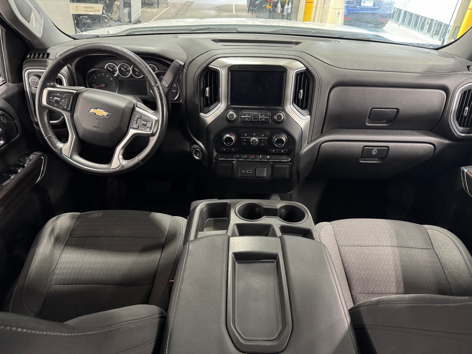 Thumbnail: 2021 Chevrolet Silverado 1500 - 3