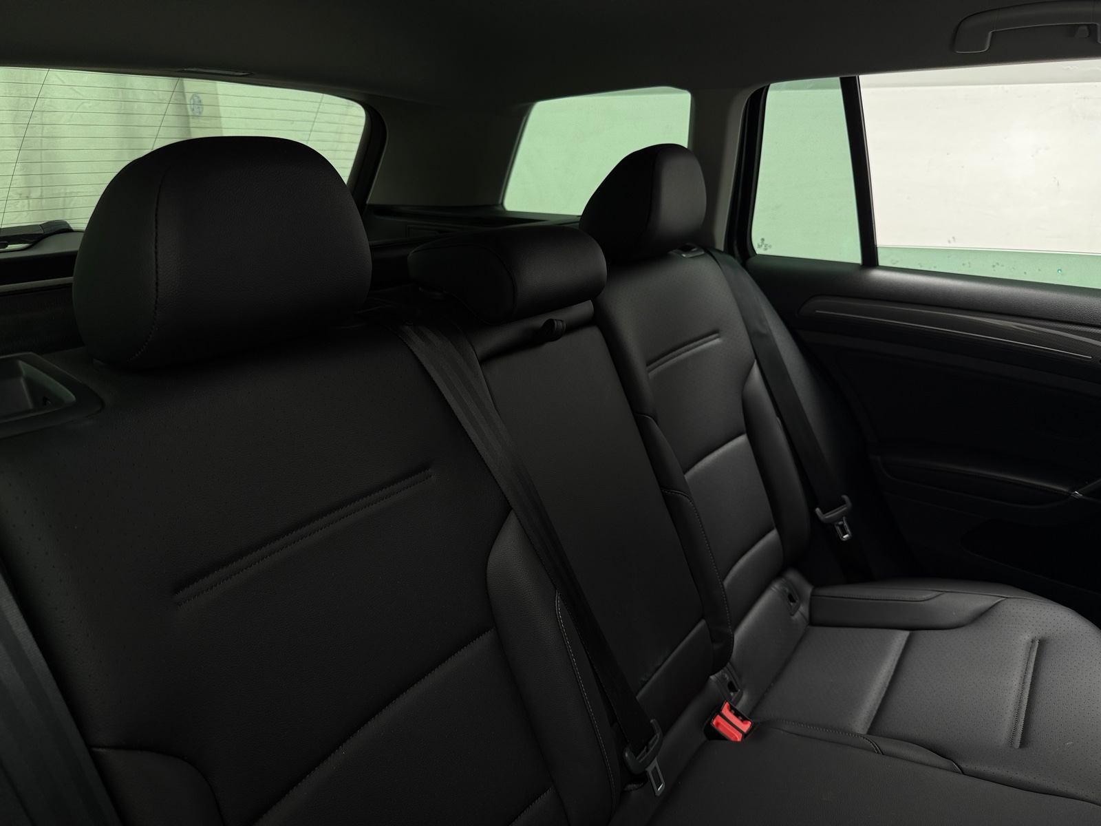 Thumbnail: 2017 Volkswagen Golf - 5