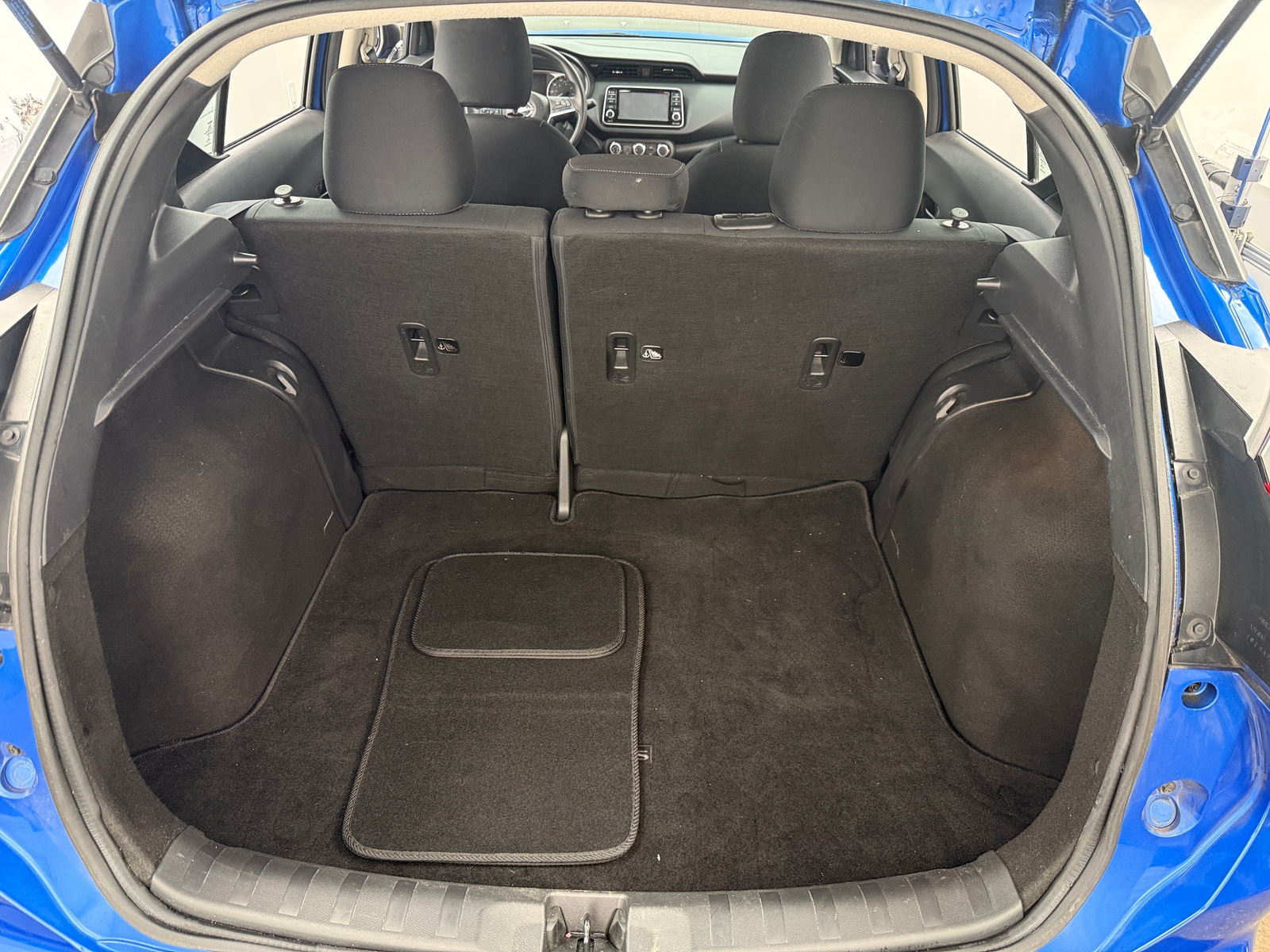 Thumbnail: 2022 Nissan Kicks - 7