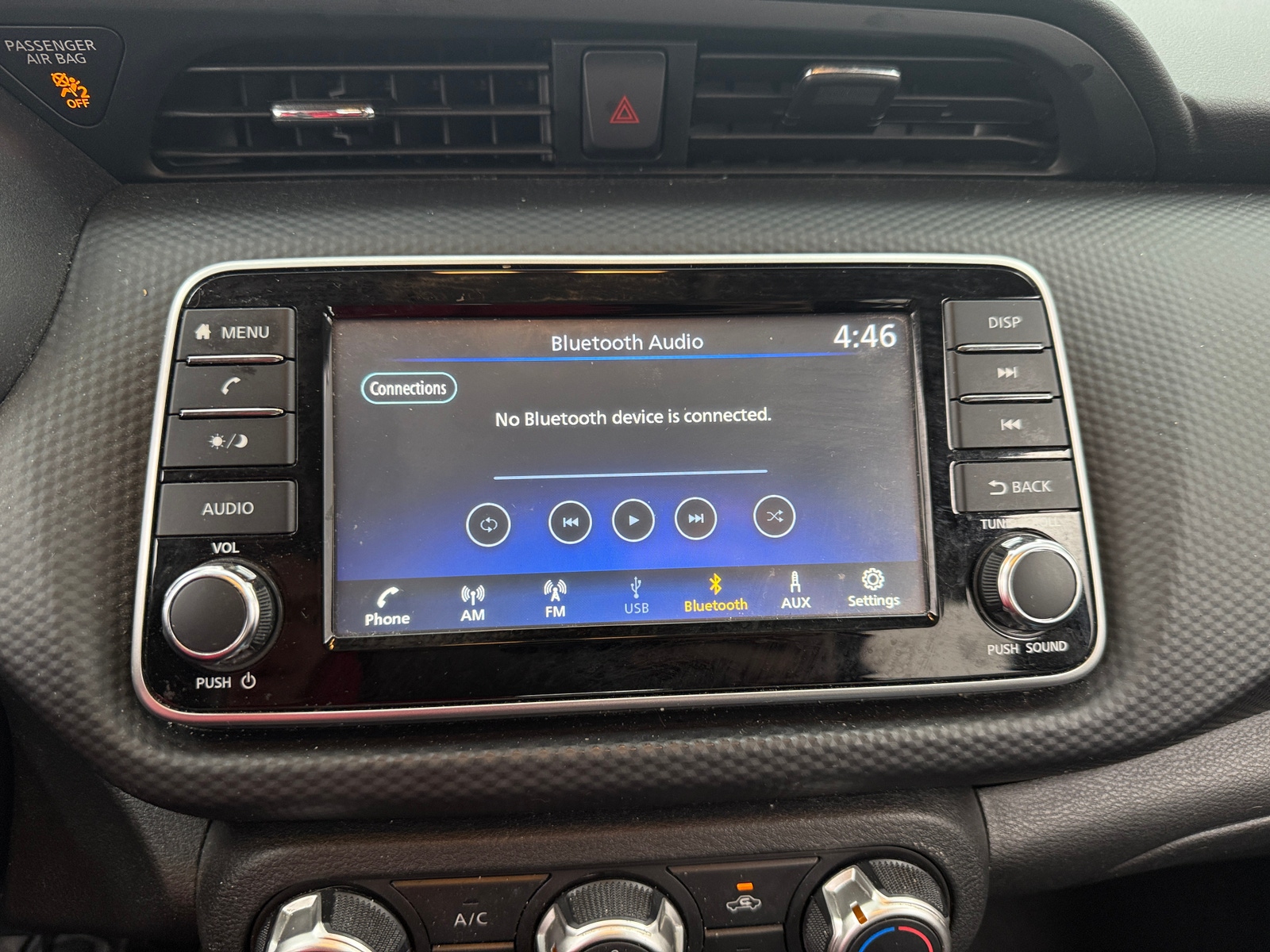 Thumbnail: 2022 Nissan Kicks - 4