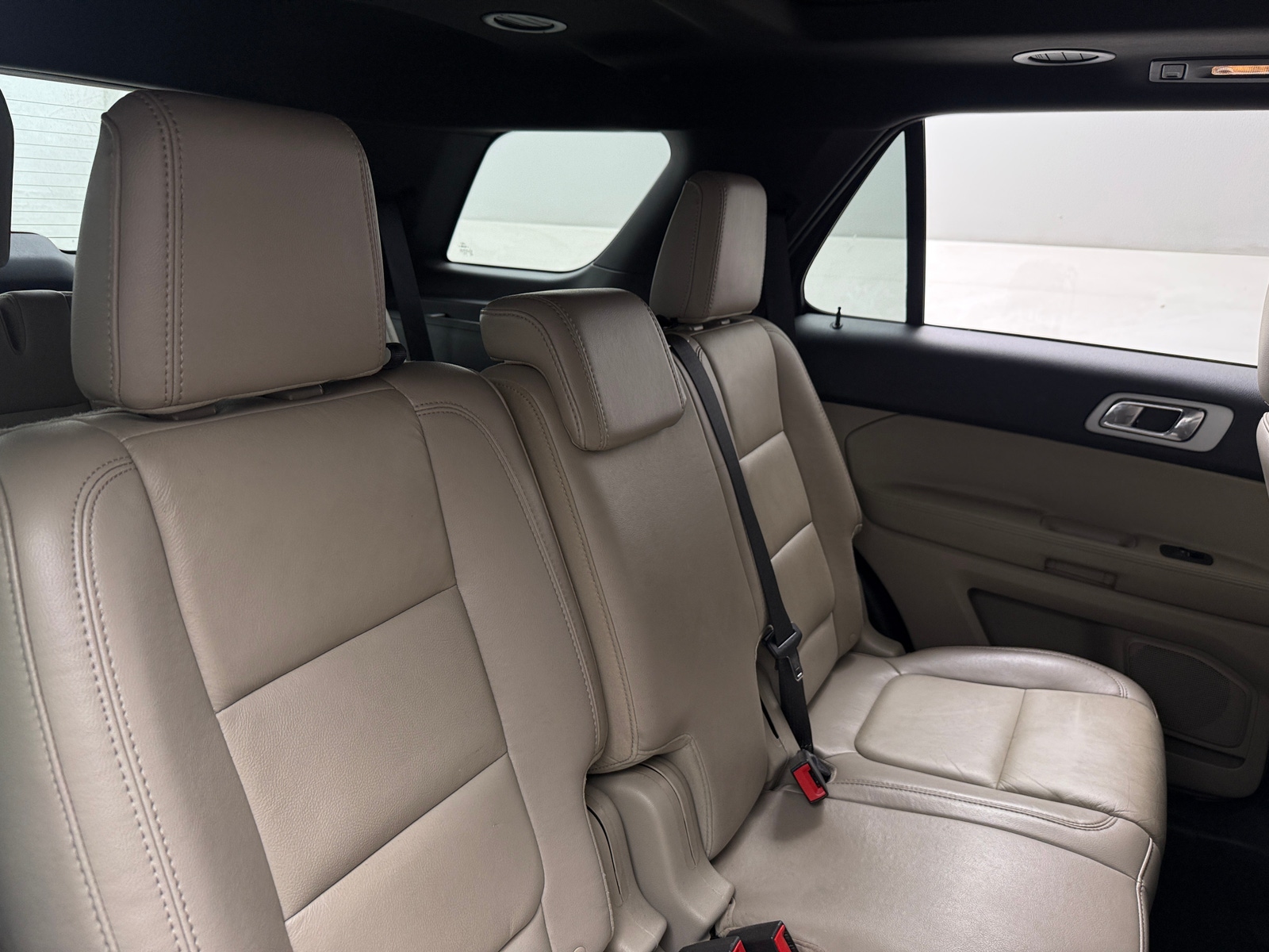 Thumbnail: 2014 Ford Explorer - 5