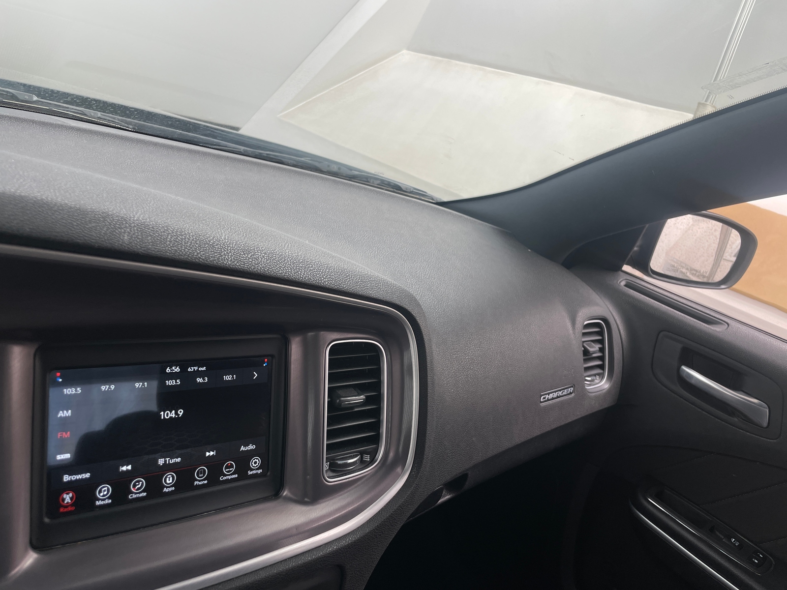 Thumbnail: 2022 Dodge Charger - 4