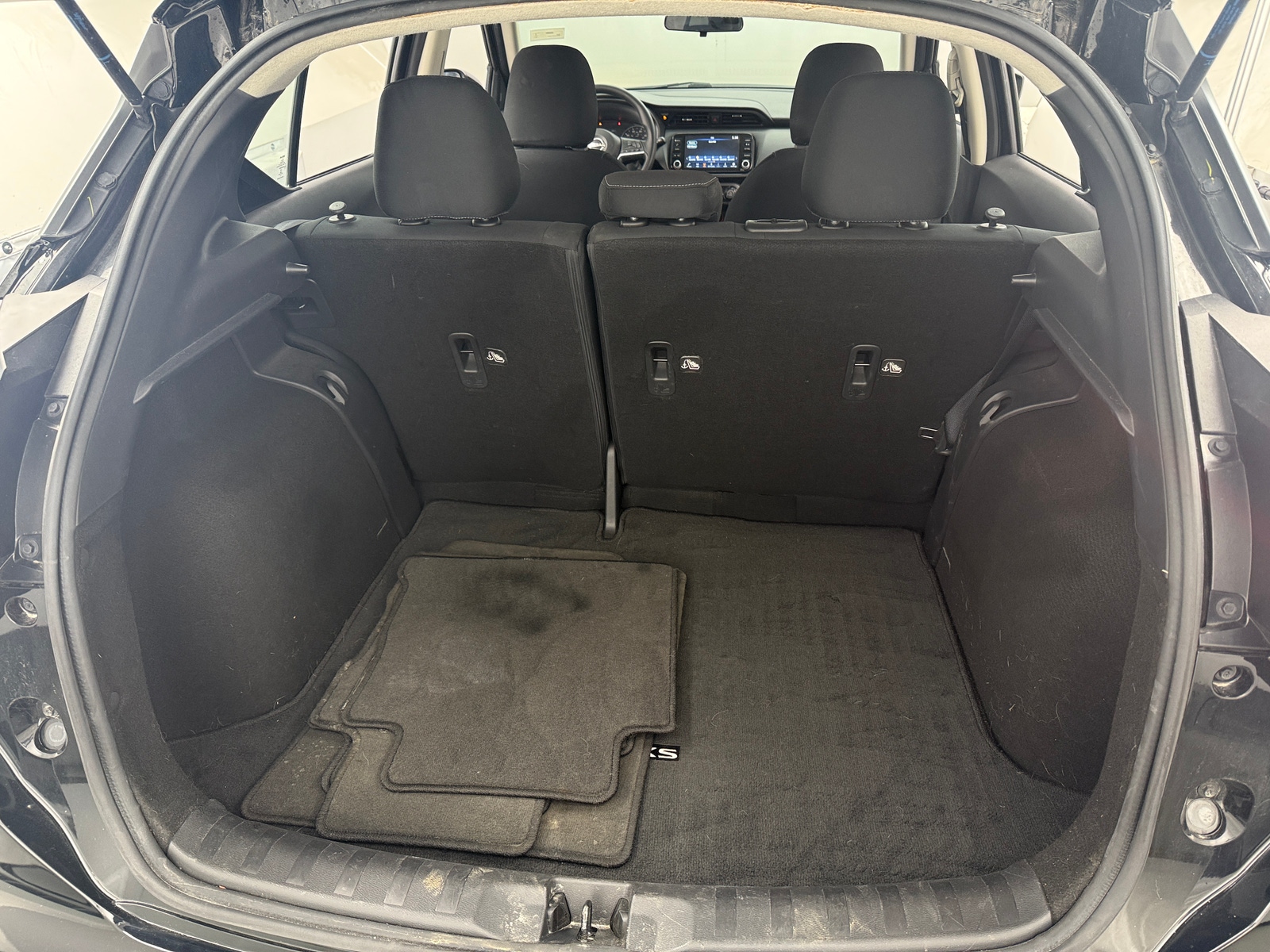 Thumbnail: 2022 Nissan Kicks - 7