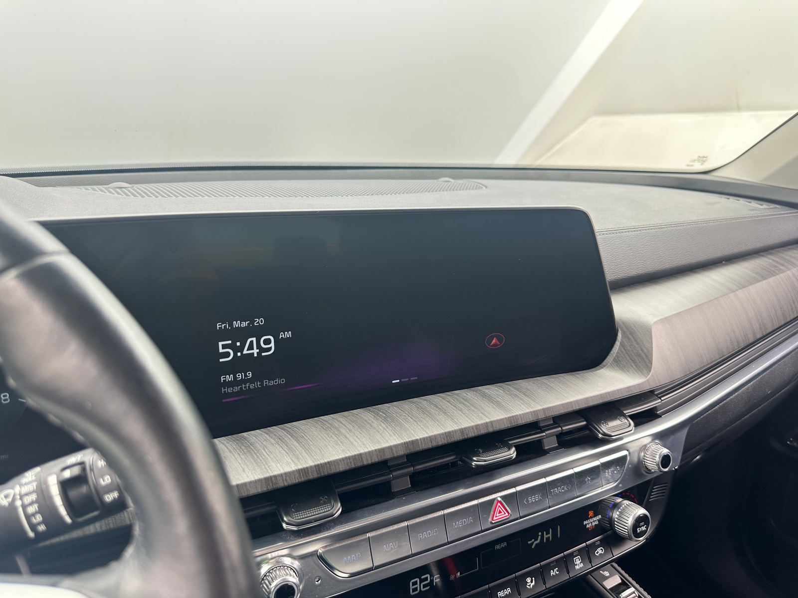 Thumbnail: 2023 Kia Telluride - 3