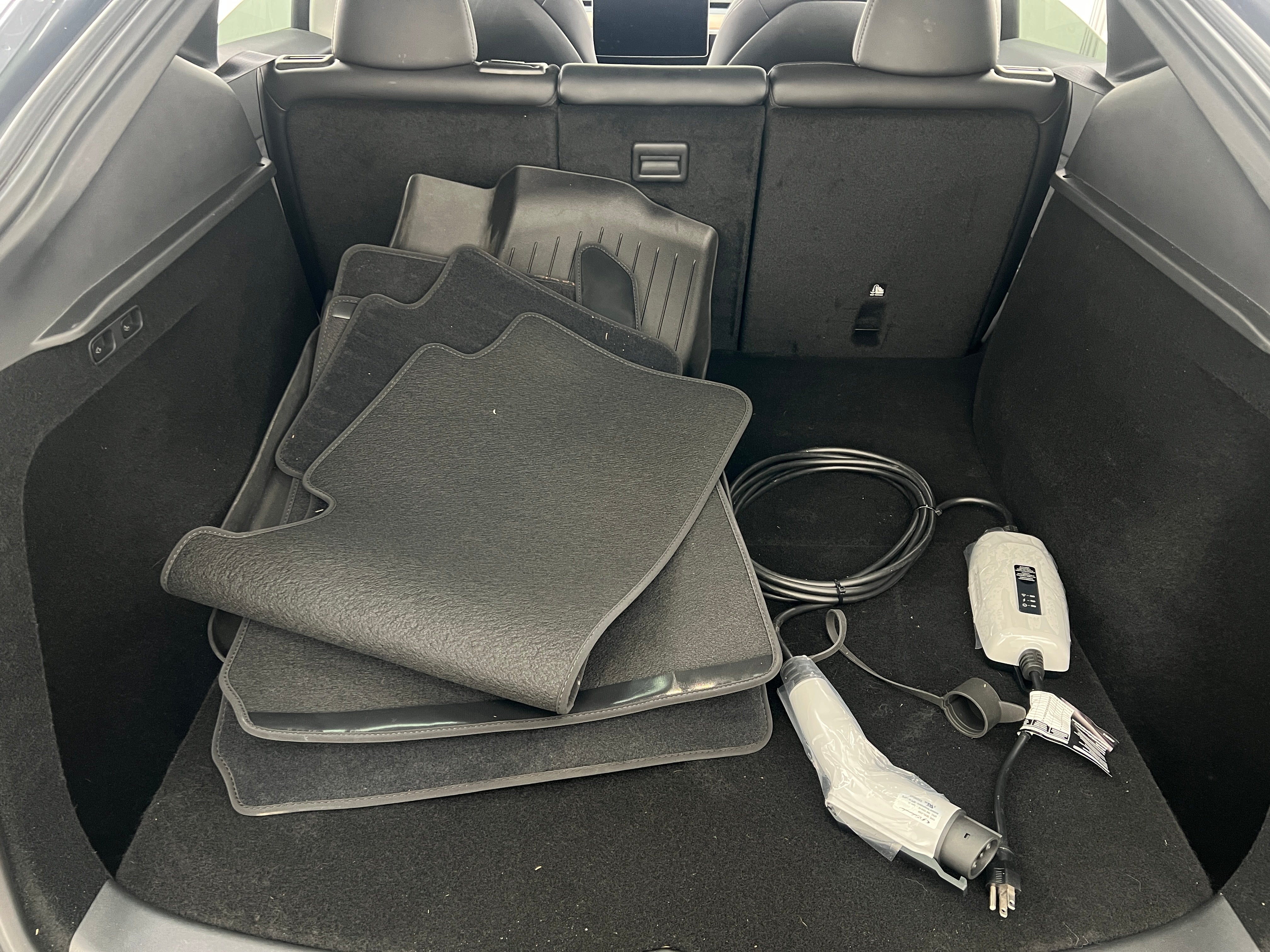 Used 2025 Tesla Model Y Long Range with VIN 7SAYGDED0SA371455 for sale in Auburn, WA