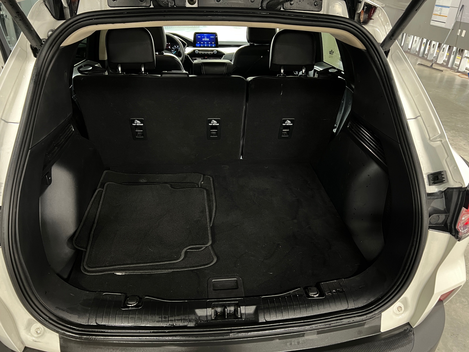 Thumbnail: 2020 Ford Escape - 6