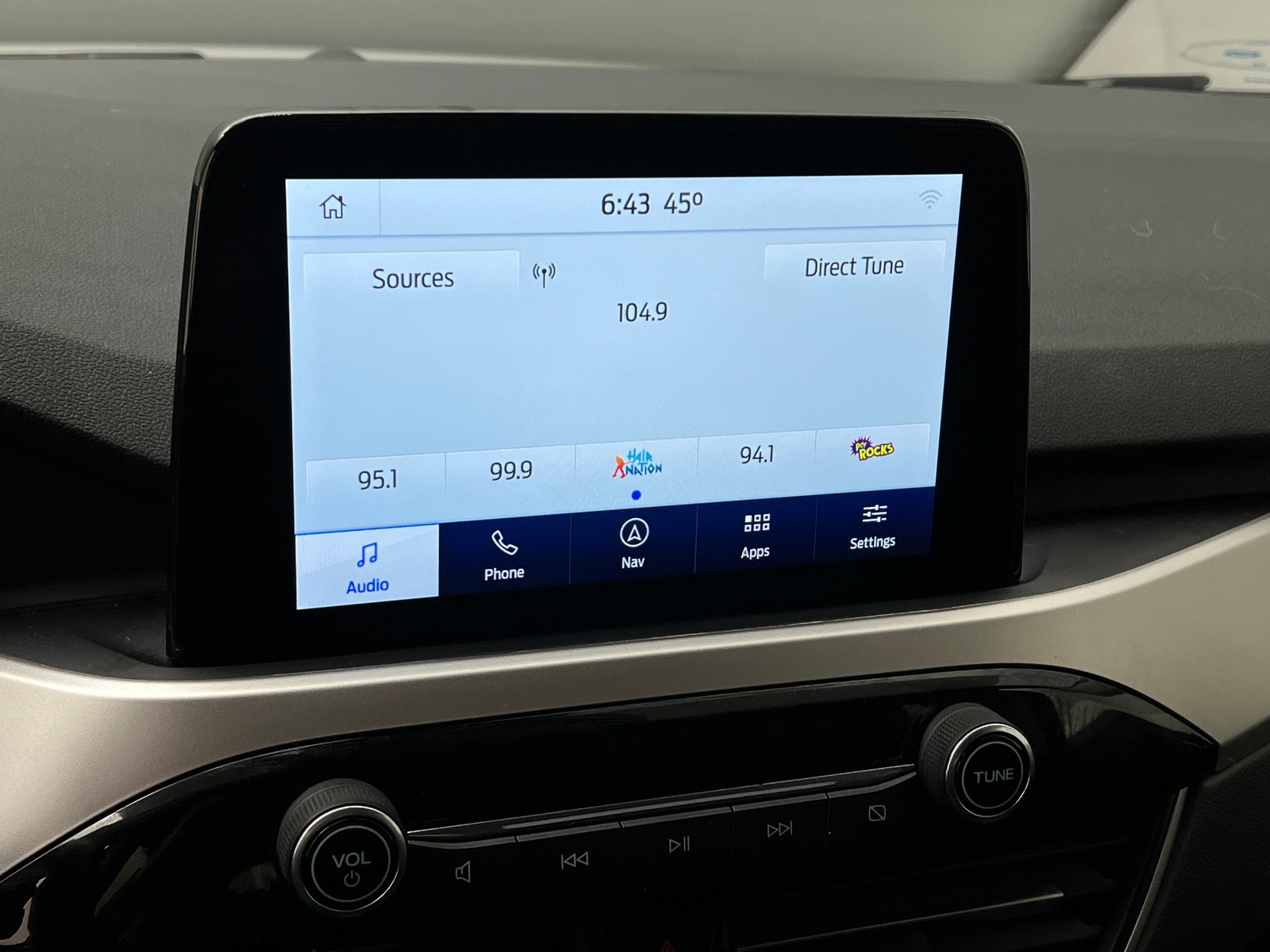 Thumbnail: 2020 Ford Escape - 3