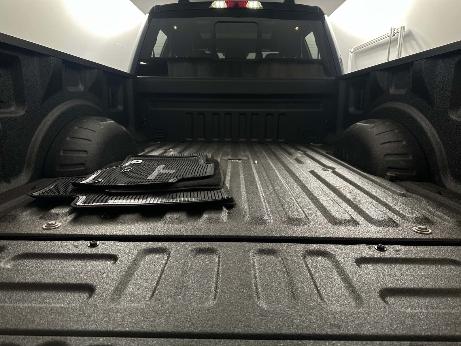 Thumbnail: 2022 Ford Econoline - 6