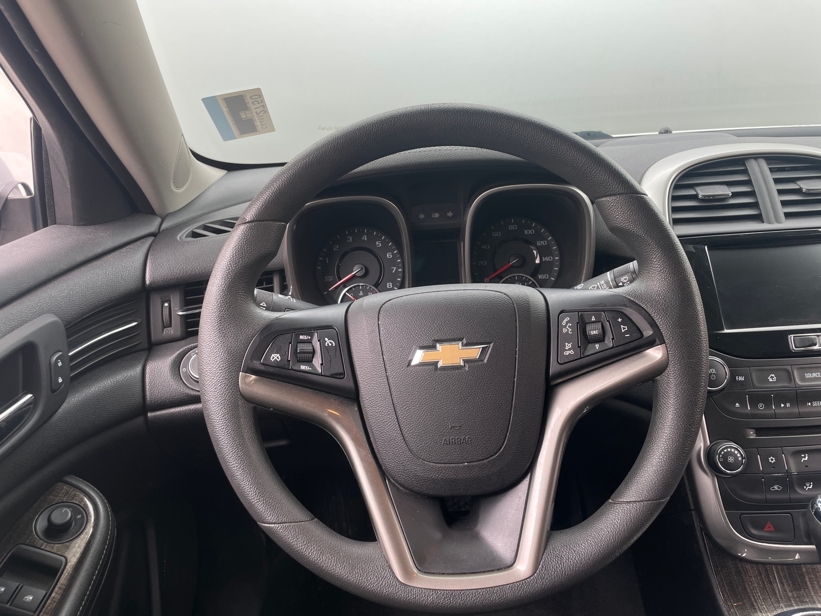 Thumbnail: 2016 Chevrolet Malibu - 5