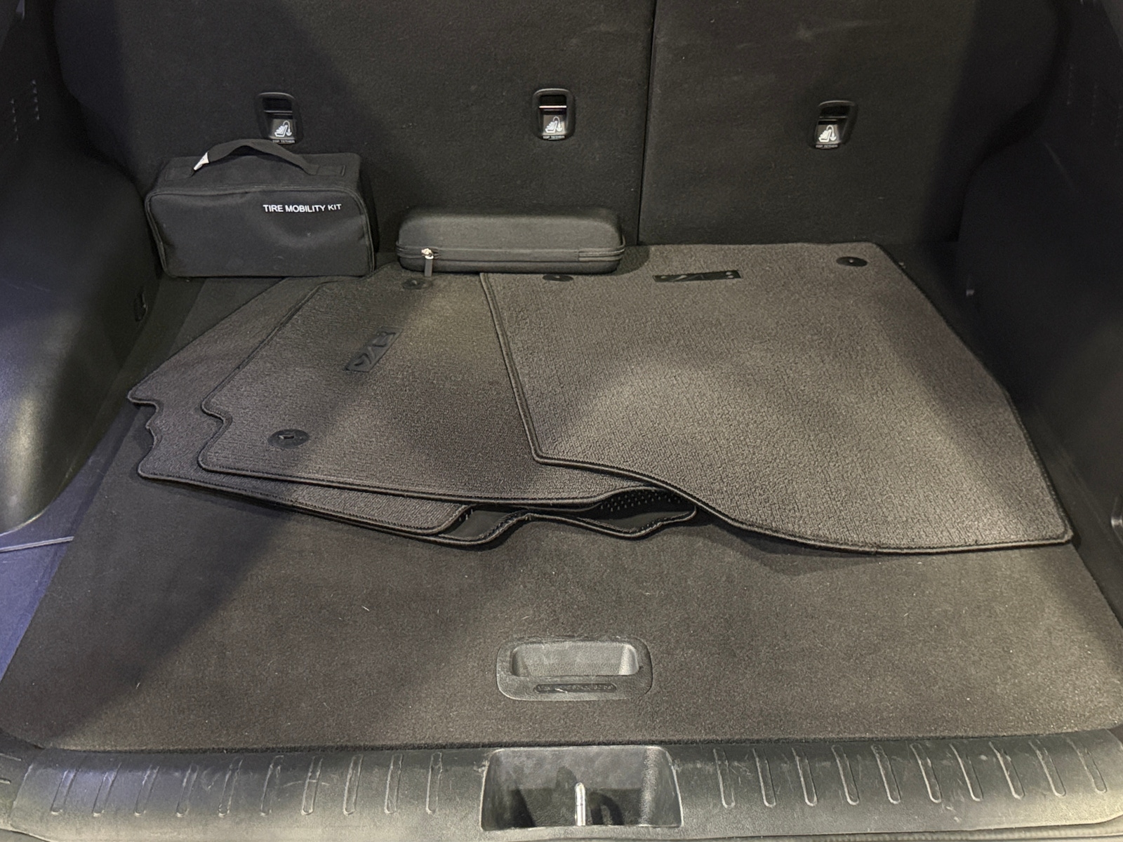 Thumbnail: 2024 Kia EV6 - 6