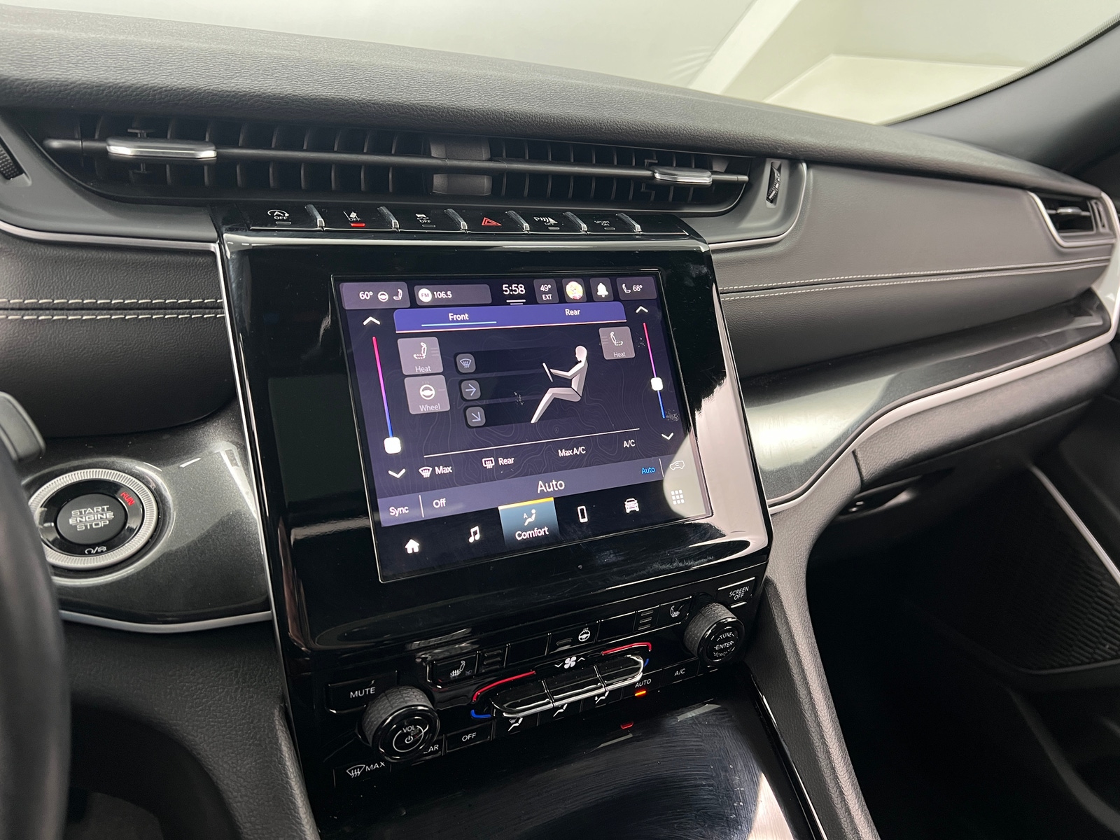 Thumbnail: 2022 Jeep Grand Cherokee L - 3