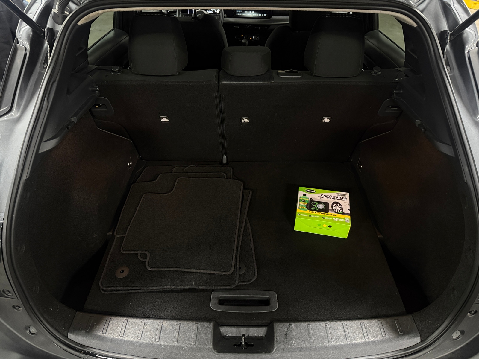 Thumbnail: 2025 Nissan Kicks - 7