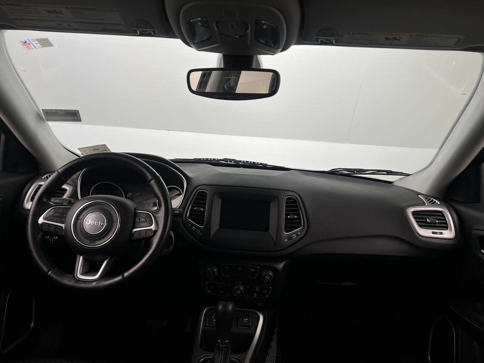 Thumbnail: 2021 Jeep Compass - 3