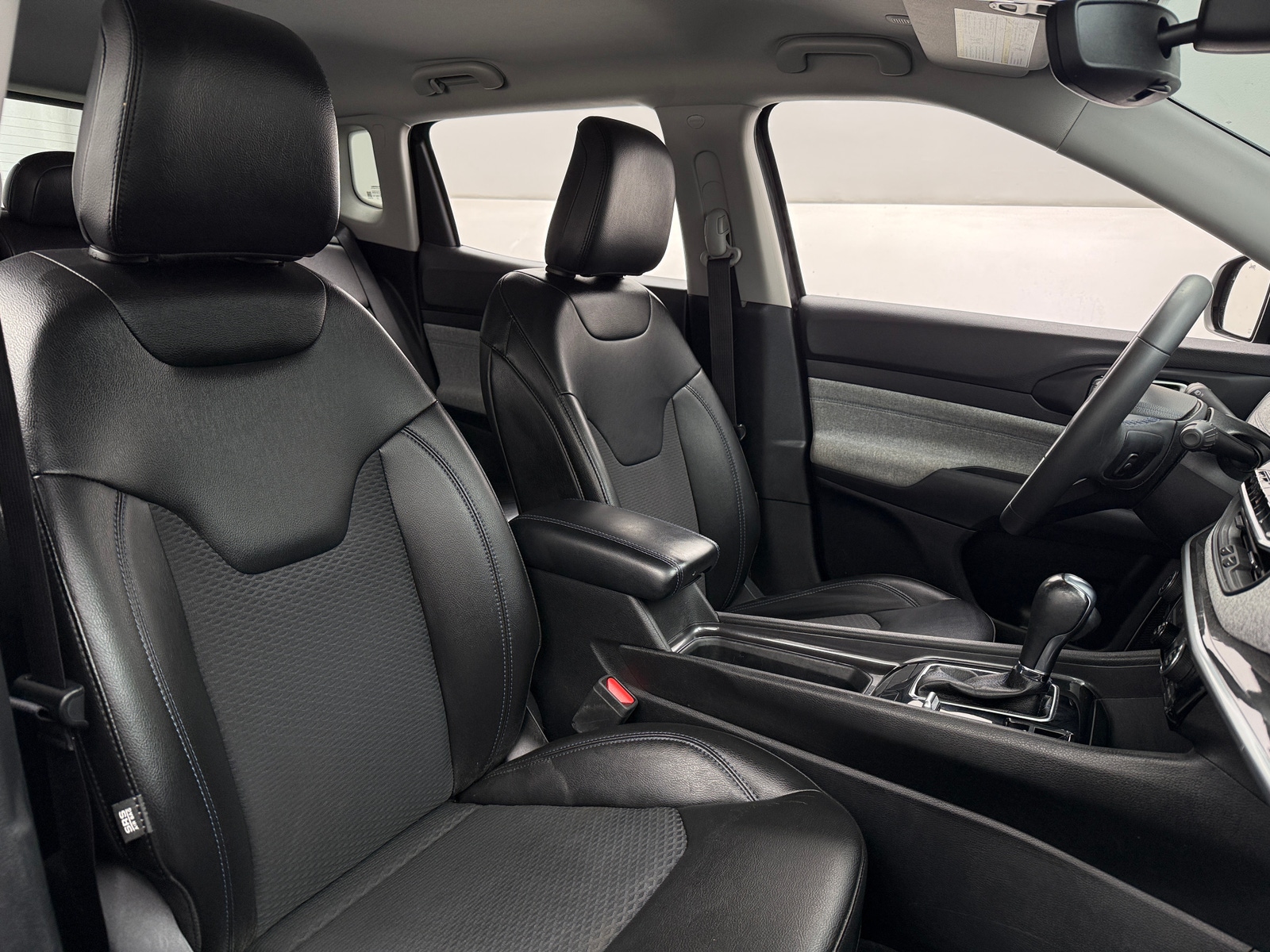 Thumbnail: 2022 Jeep Compass - 2