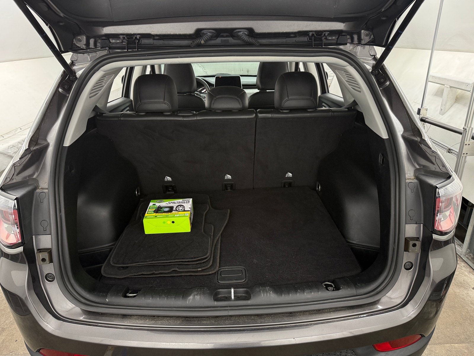 Thumbnail: 2022 Jeep Compass - 7