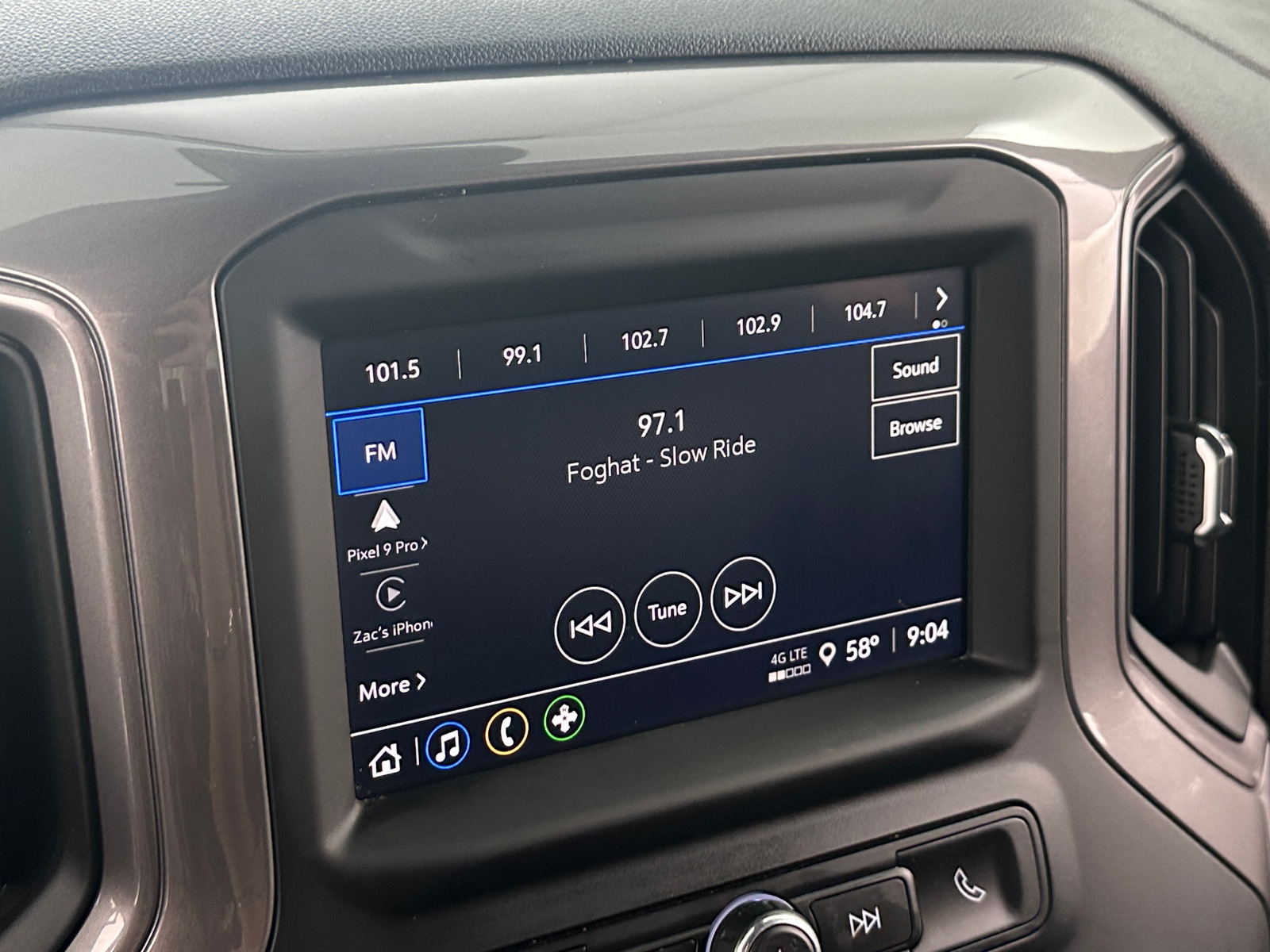 Thumbnail: 2024 GMC Sierra 2500 - 4