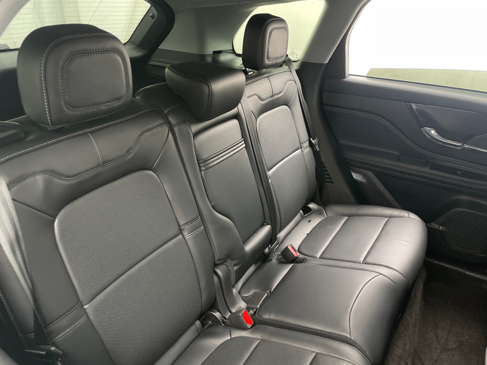 Thumbnail: 2022 Lincoln Corsair - 5