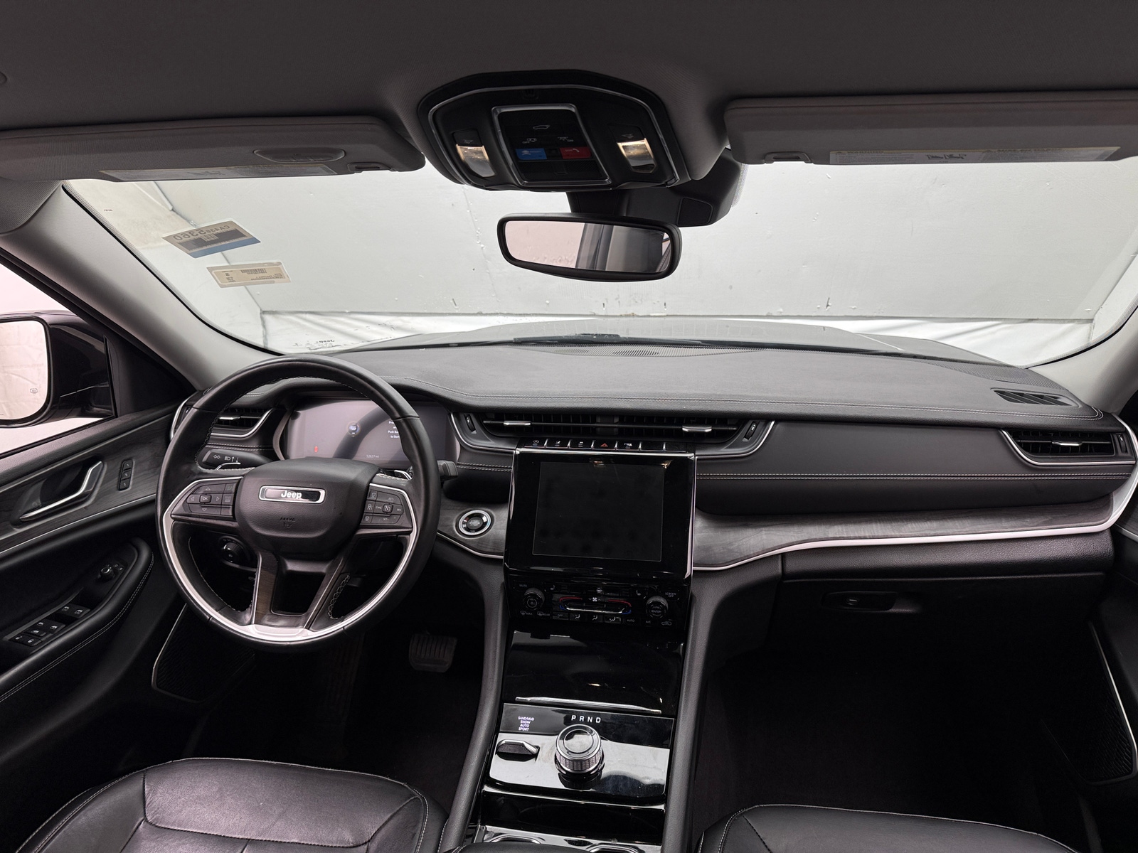 Thumbnail: 2022 Jeep Grand Cherokee L - 2