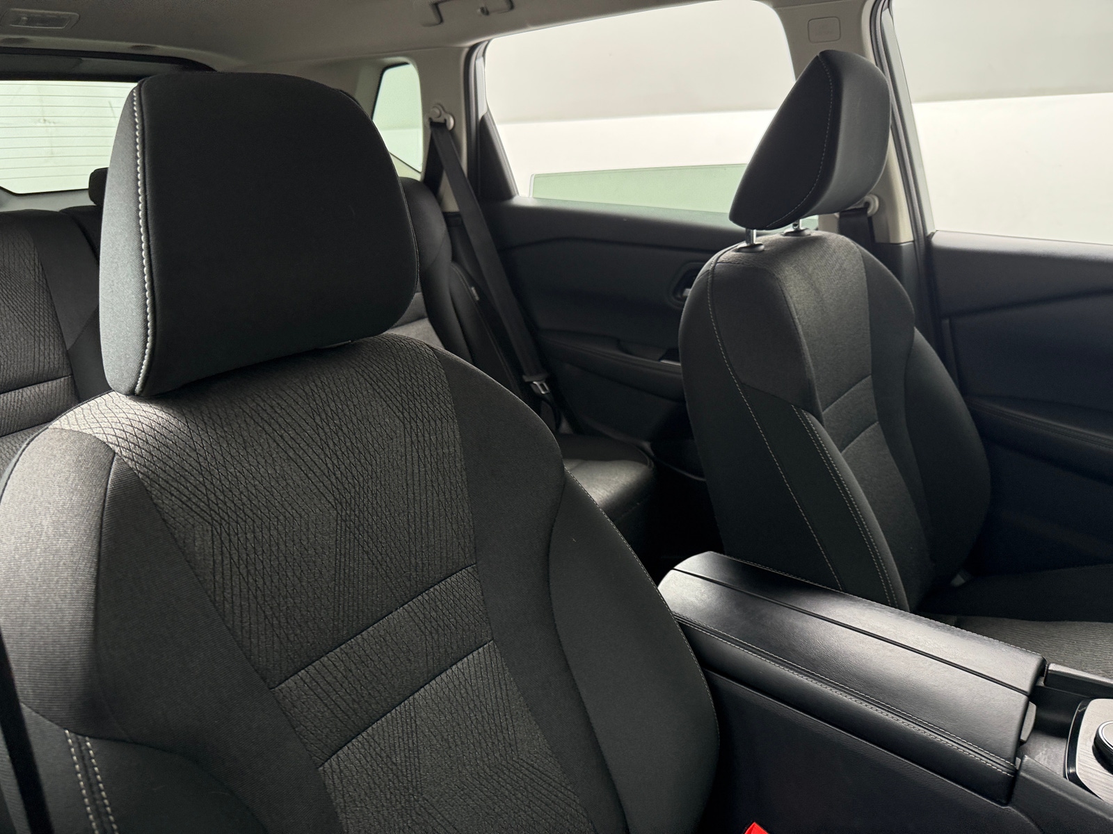 Thumbnail: 2025 Nissan Rogue - 2