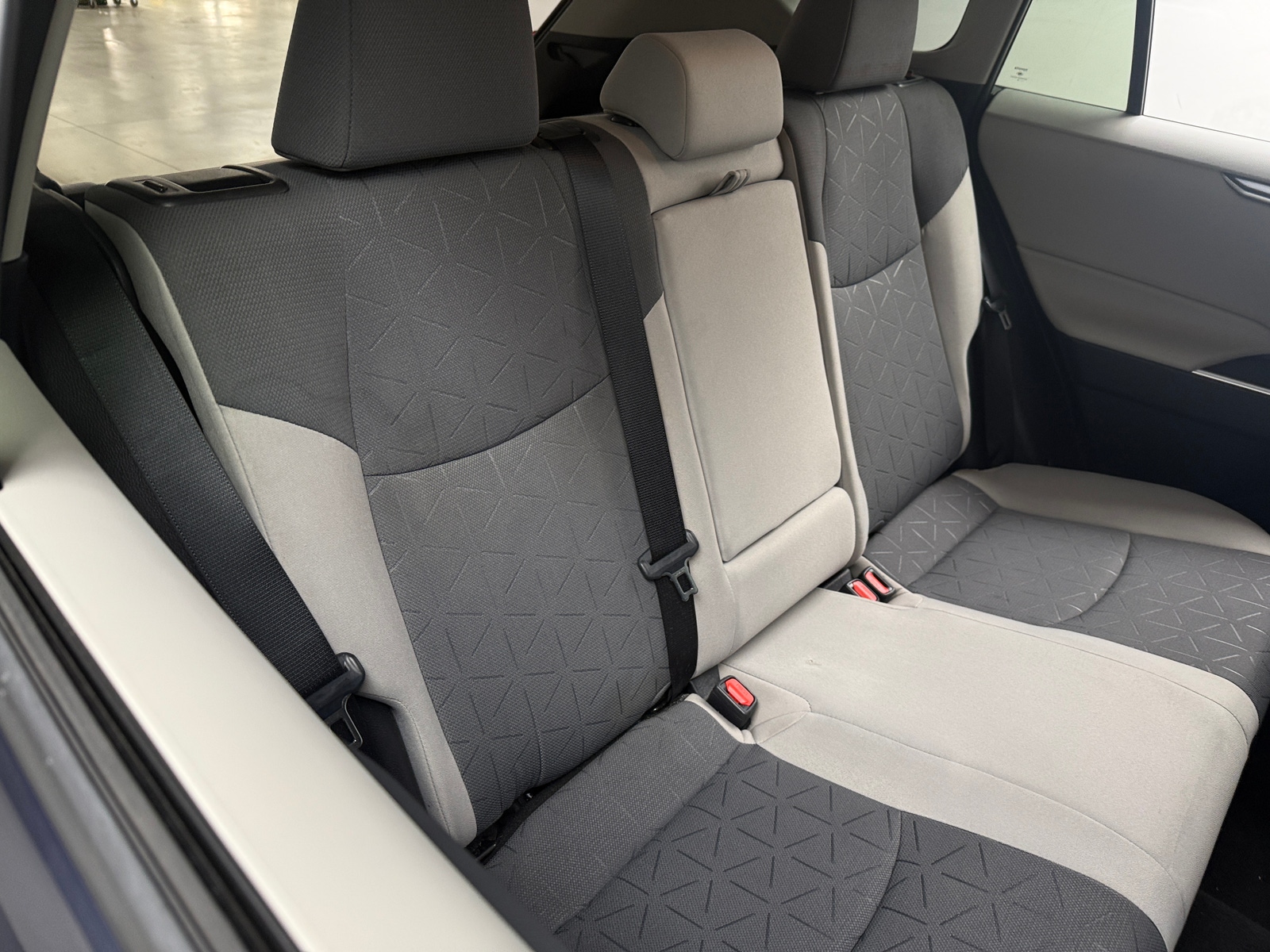 Thumbnail: 2019 Toyota RAV4 - 6