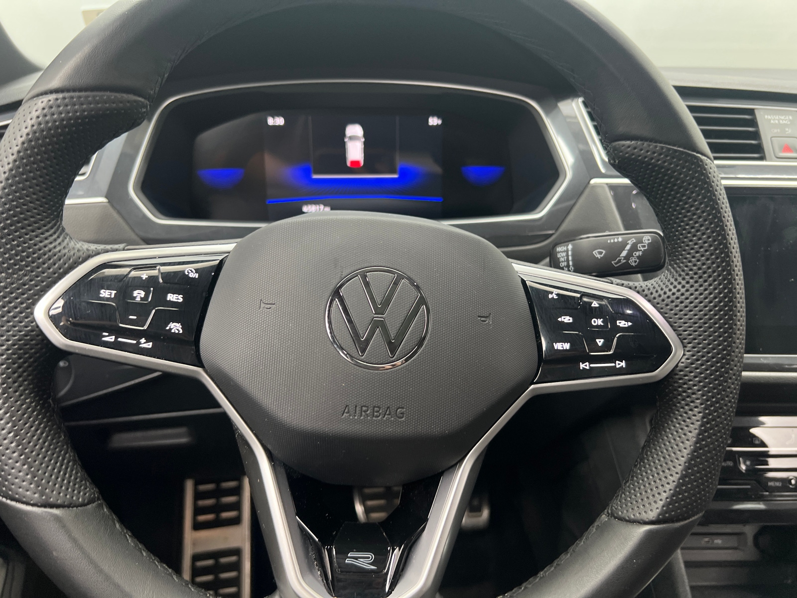 Thumbnail: 2024 Volkswagen Tiguan - 5