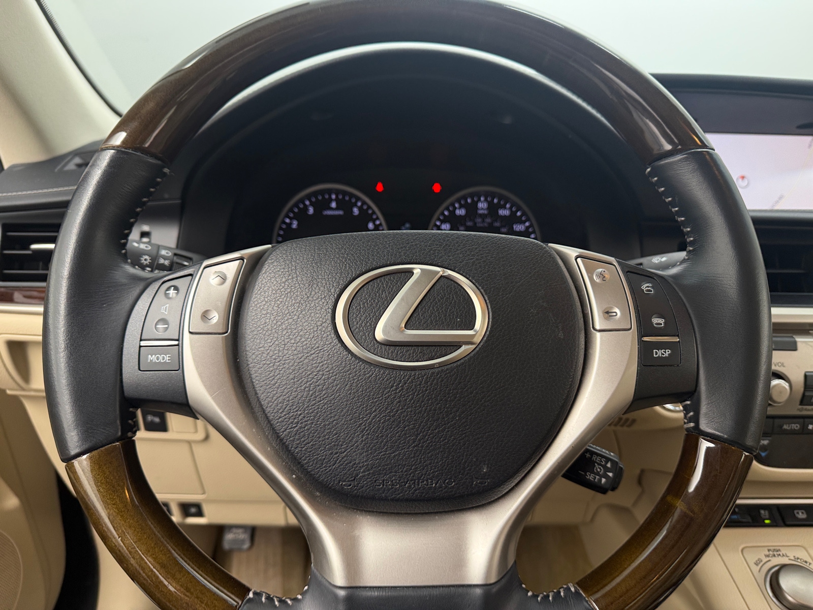 Thumbnail: 2013 Lexus ES - 4