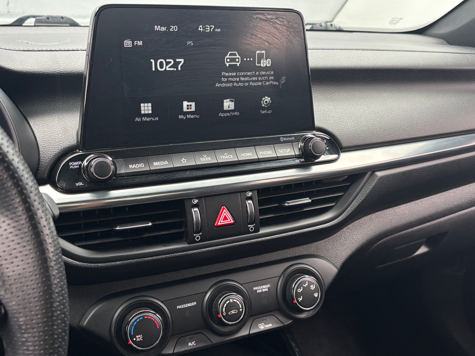 Thumbnail: 2021 Kia Forte - 4