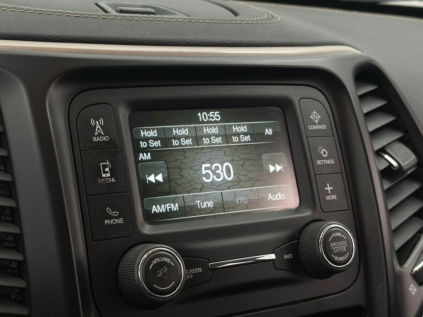 Thumbnail: 2017 Jeep Cherokee - 4