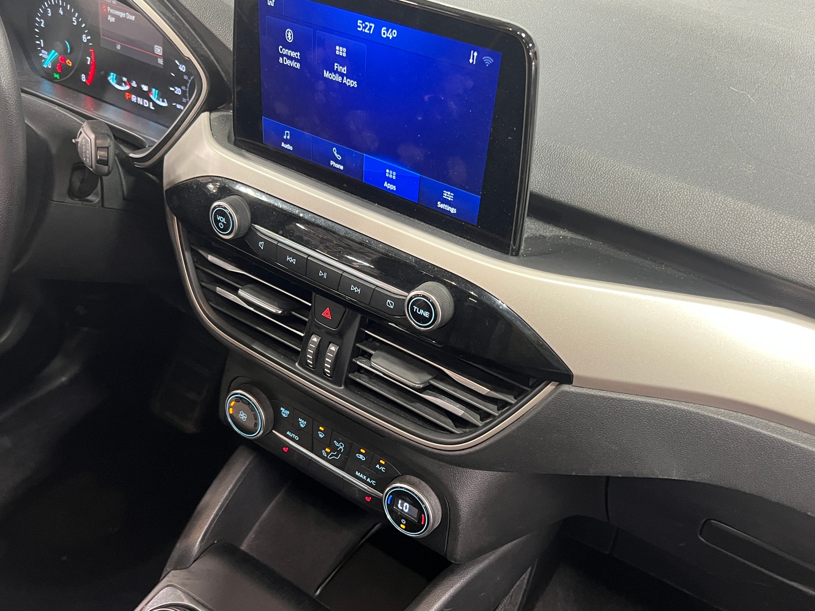 Thumbnail: 2020 Ford Escape - 4