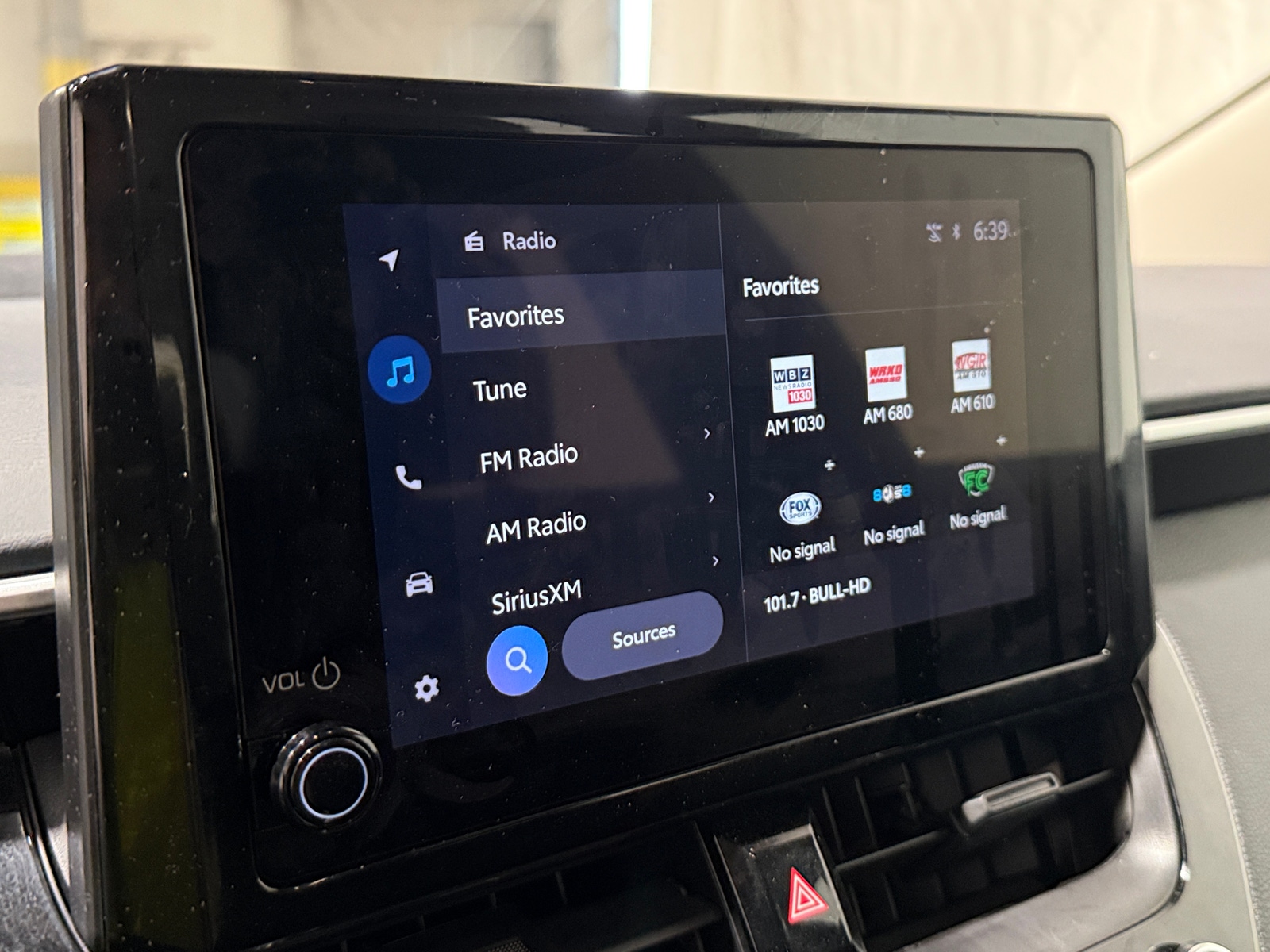 Thumbnail: 2025 Toyota Corolla - 4