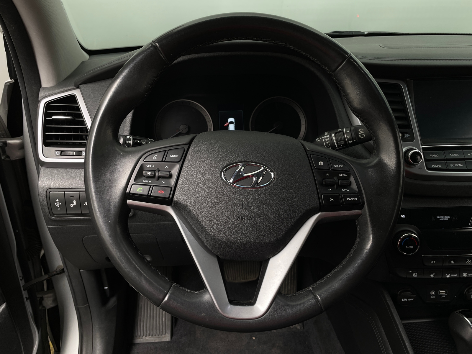 Thumbnail: 2016 Hyundai Tucson - 4