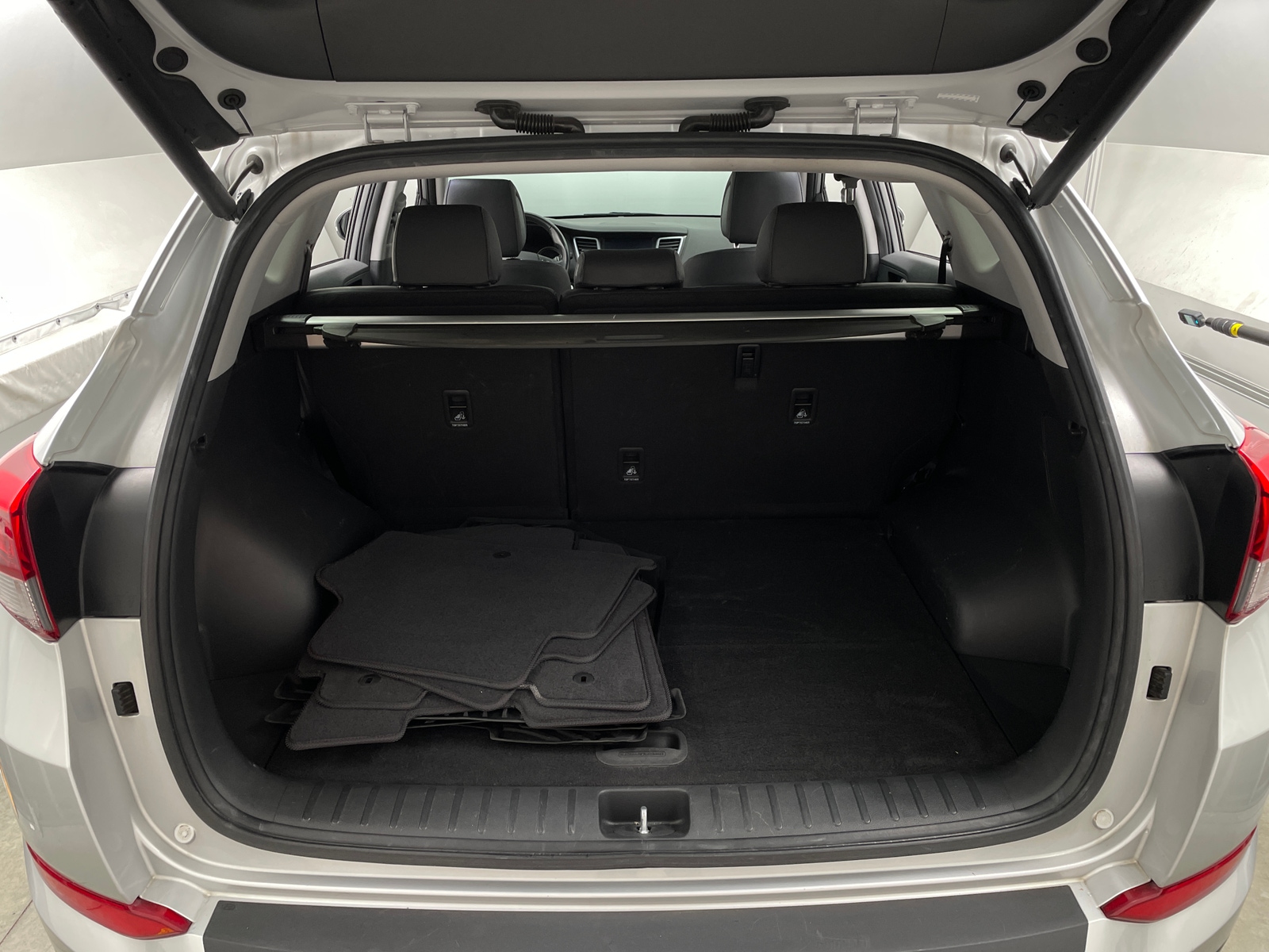 Thumbnail: 2016 Hyundai Tucson - 6