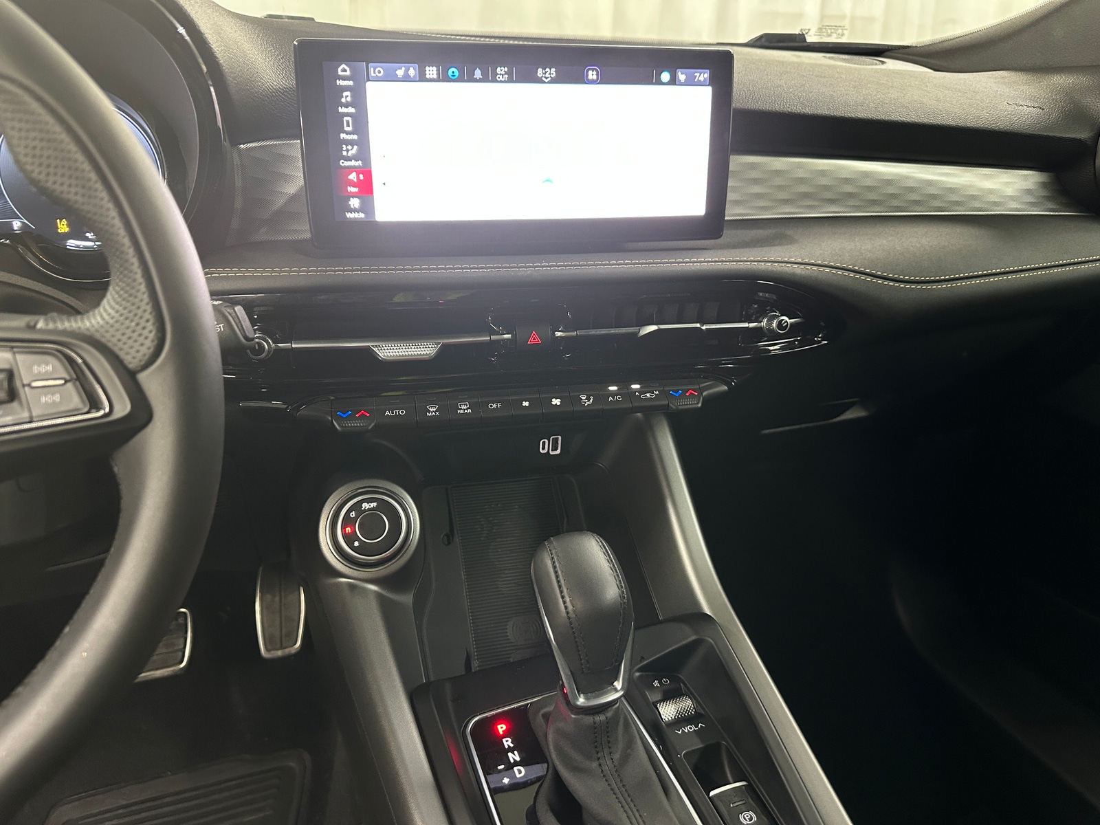 Thumbnail: 2025 Alfa Romeo Tonale - 4