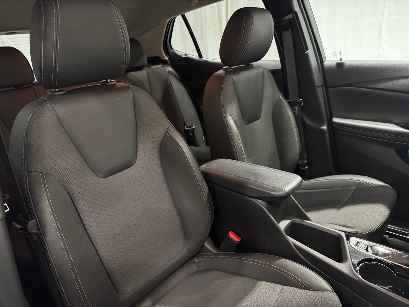 Thumbnail: 2025 Buick Encore GX - 2