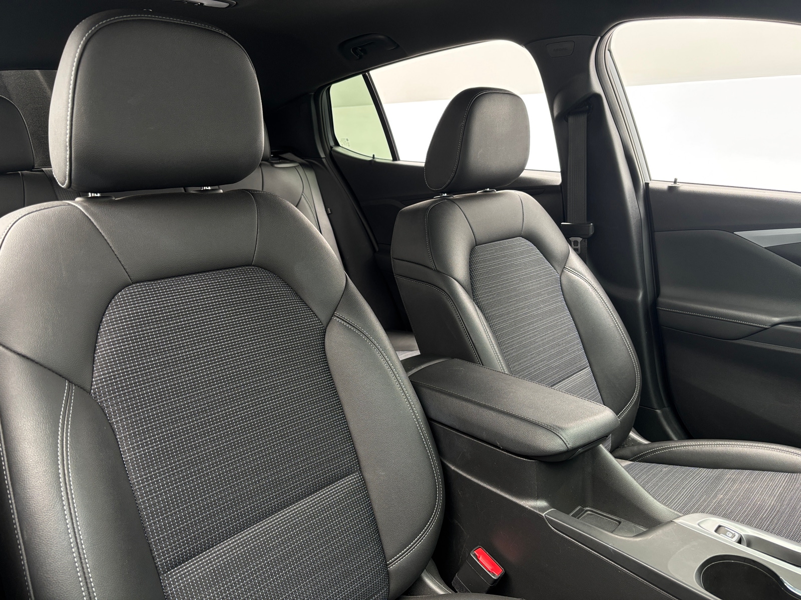 Thumbnail: 2025 Buick Envista - 2