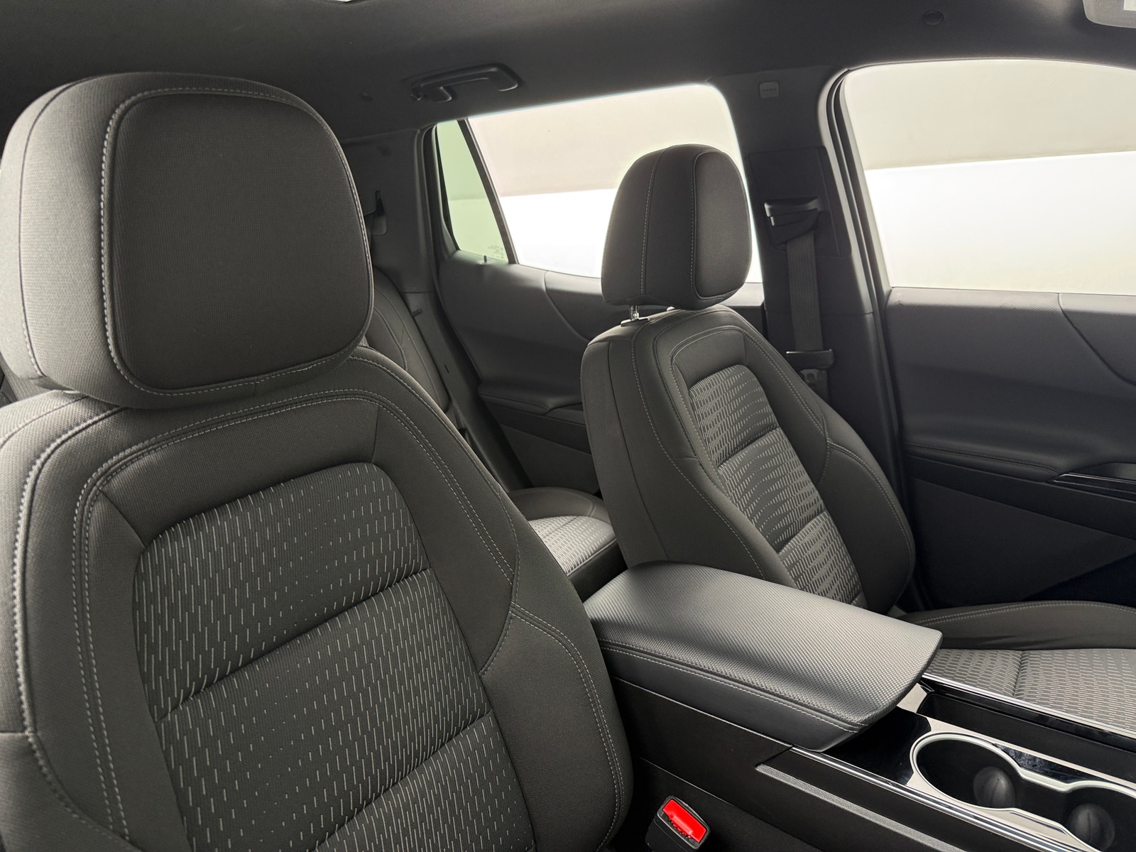 Thumbnail: 2025 Chevrolet Equinox - 2