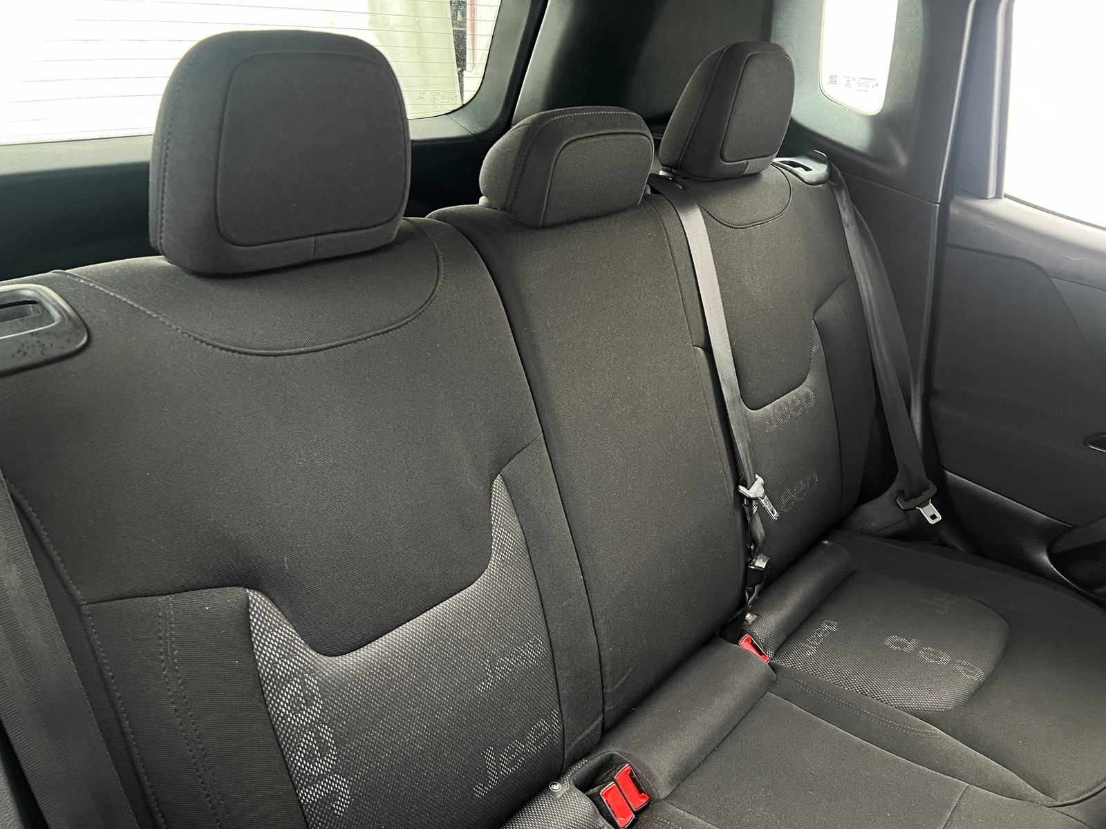 Thumbnail: 2017 Jeep Renegade - 6