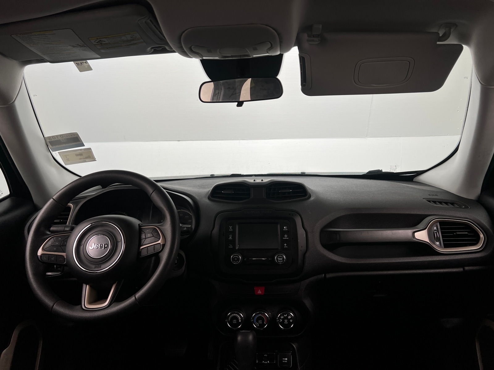 Thumbnail: 2017 Jeep Renegade - 3