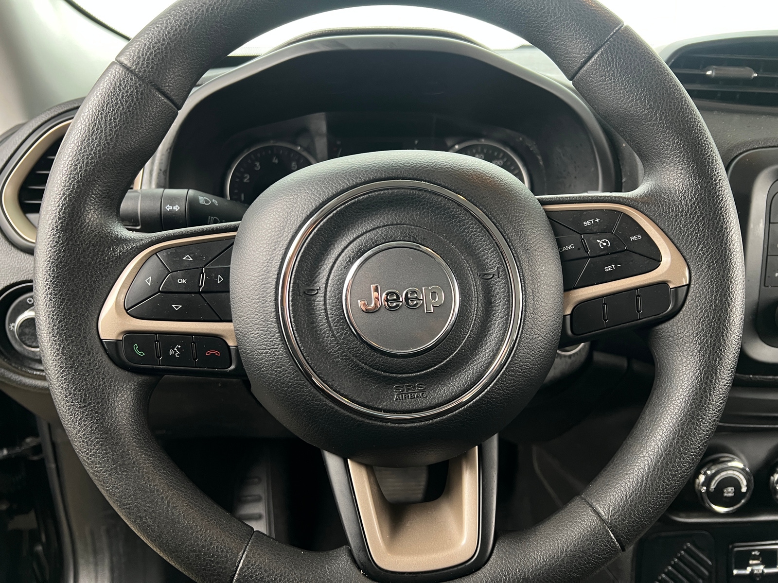 Thumbnail: 2017 Jeep Renegade - 5