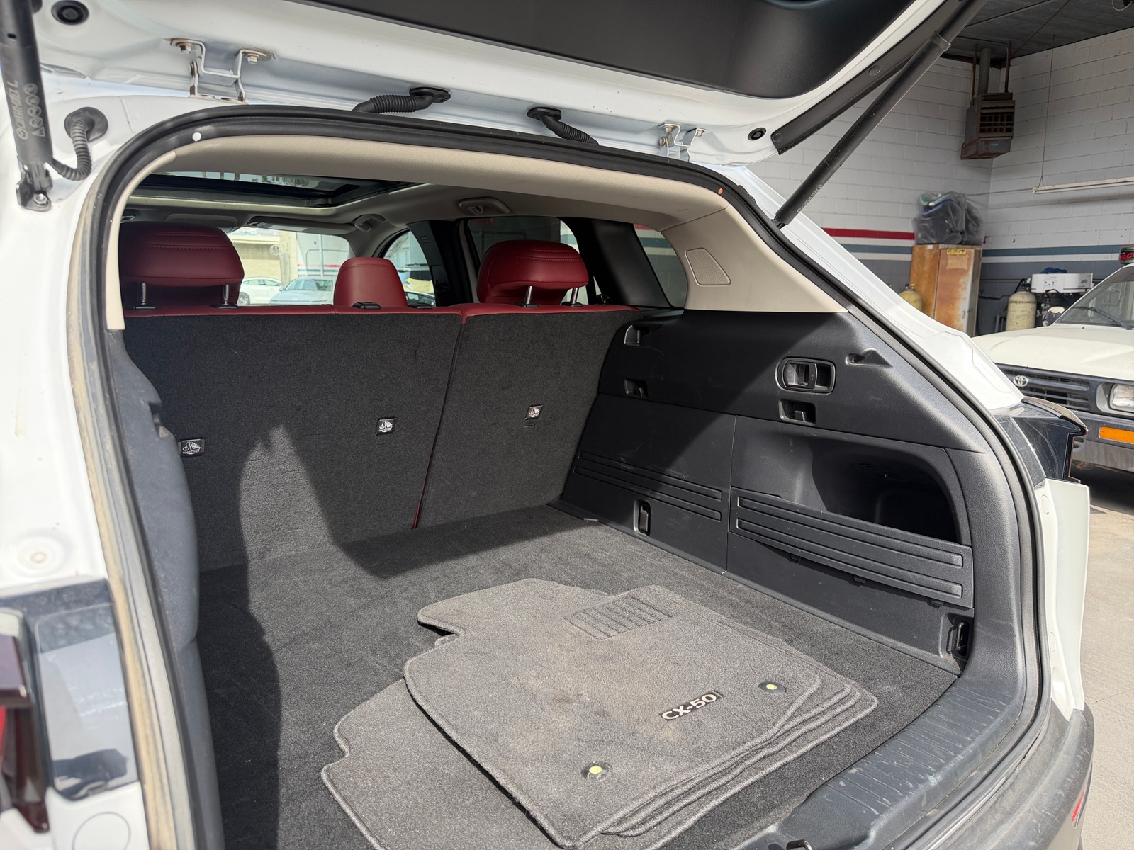 Thumbnail: 2025 Mazda CX-50 - 6