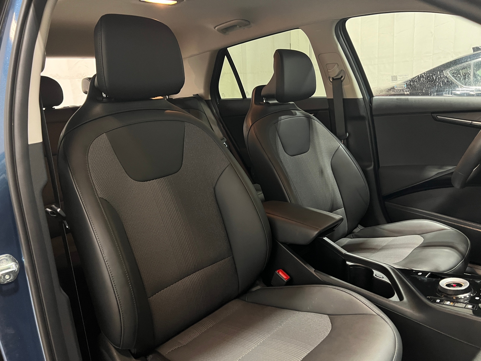 Thumbnail: 2023 Kia Niro - 2