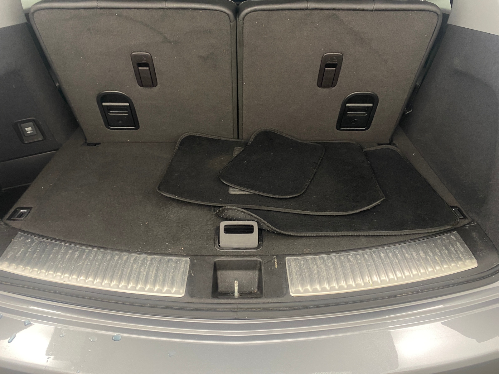 Thumbnail: 2020 Acura MDX - 6