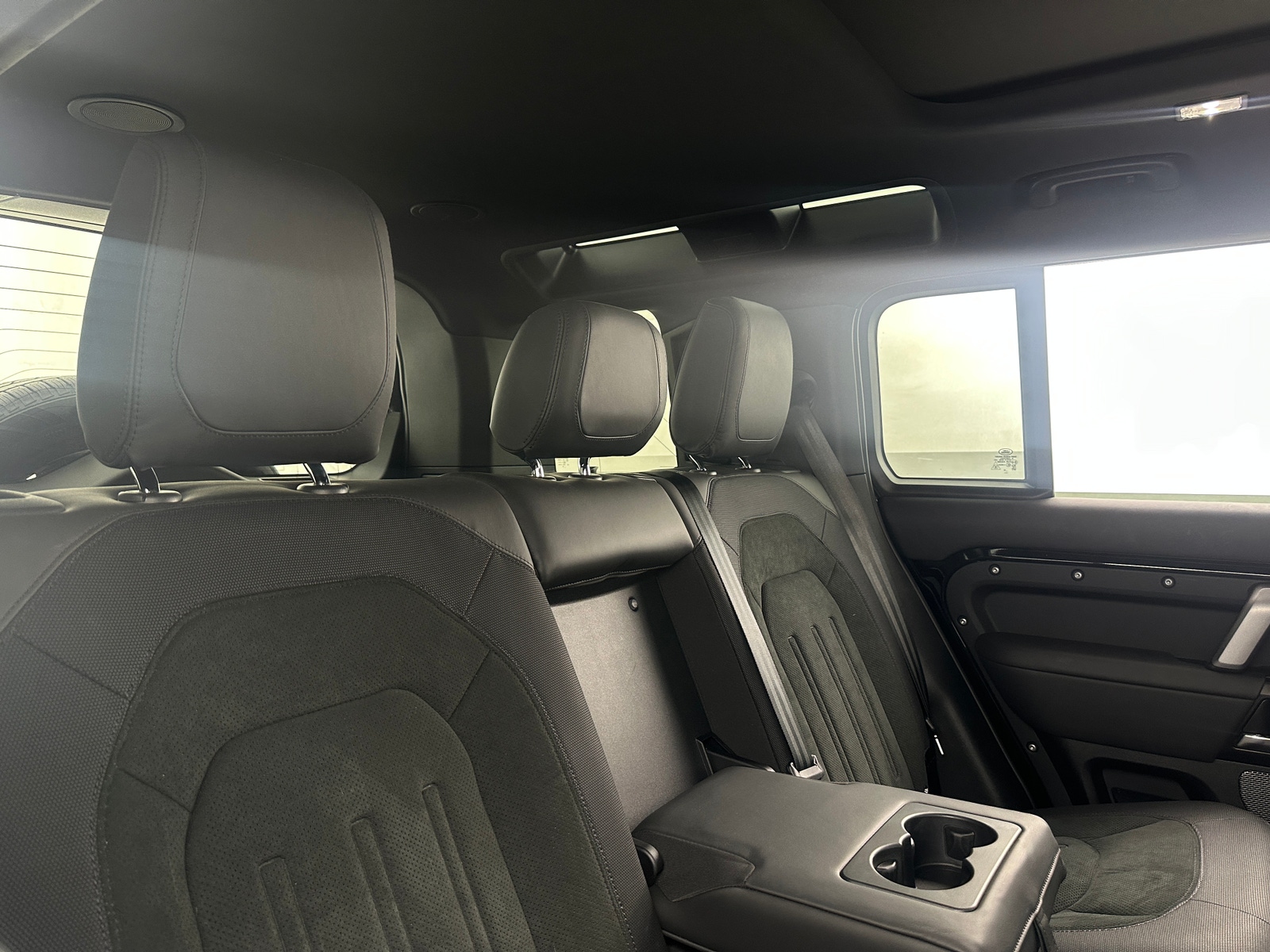 Thumbnail: 2023 Land Rover Defender - 5