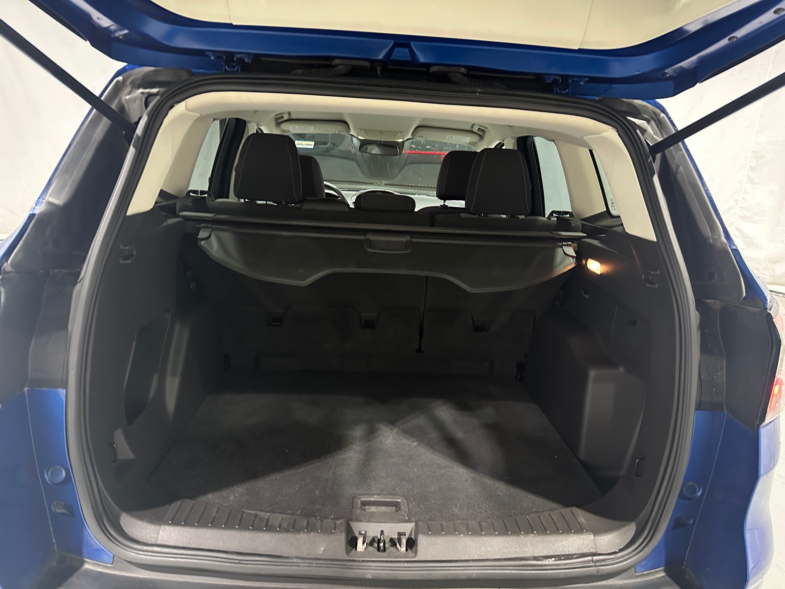 Thumbnail: 2017 Ford Escape - 7