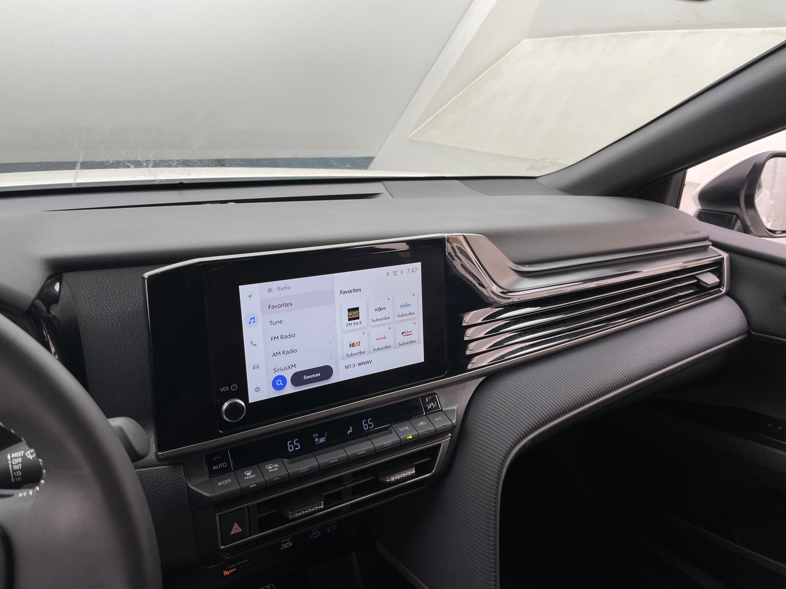 Thumbnail: 2025 Toyota Camry - 4