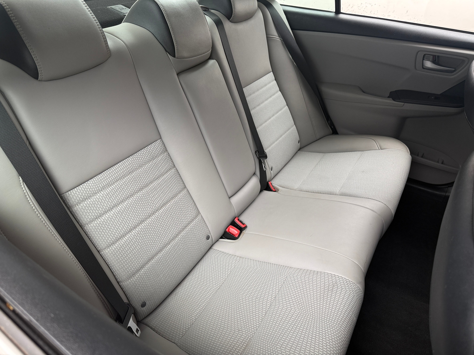 Thumbnail: 2017 Toyota Camry - 4